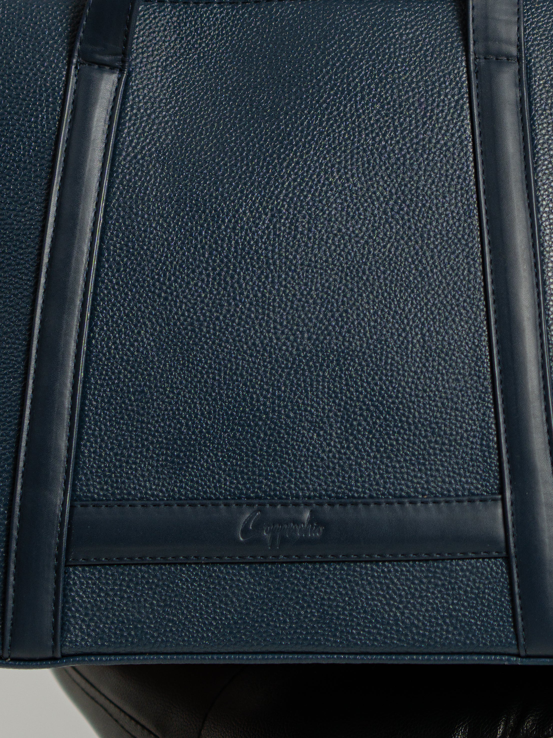 The Elite in Navy
